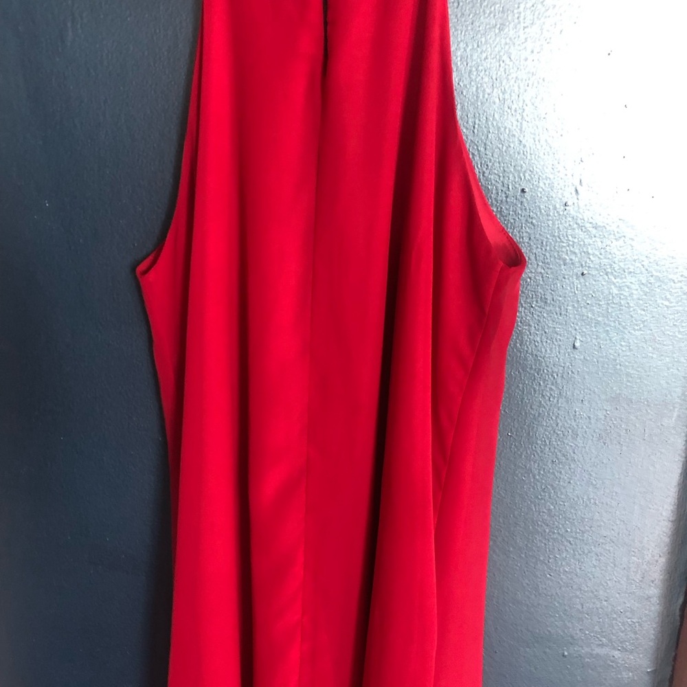 Elegant Red Sleeveless Dress